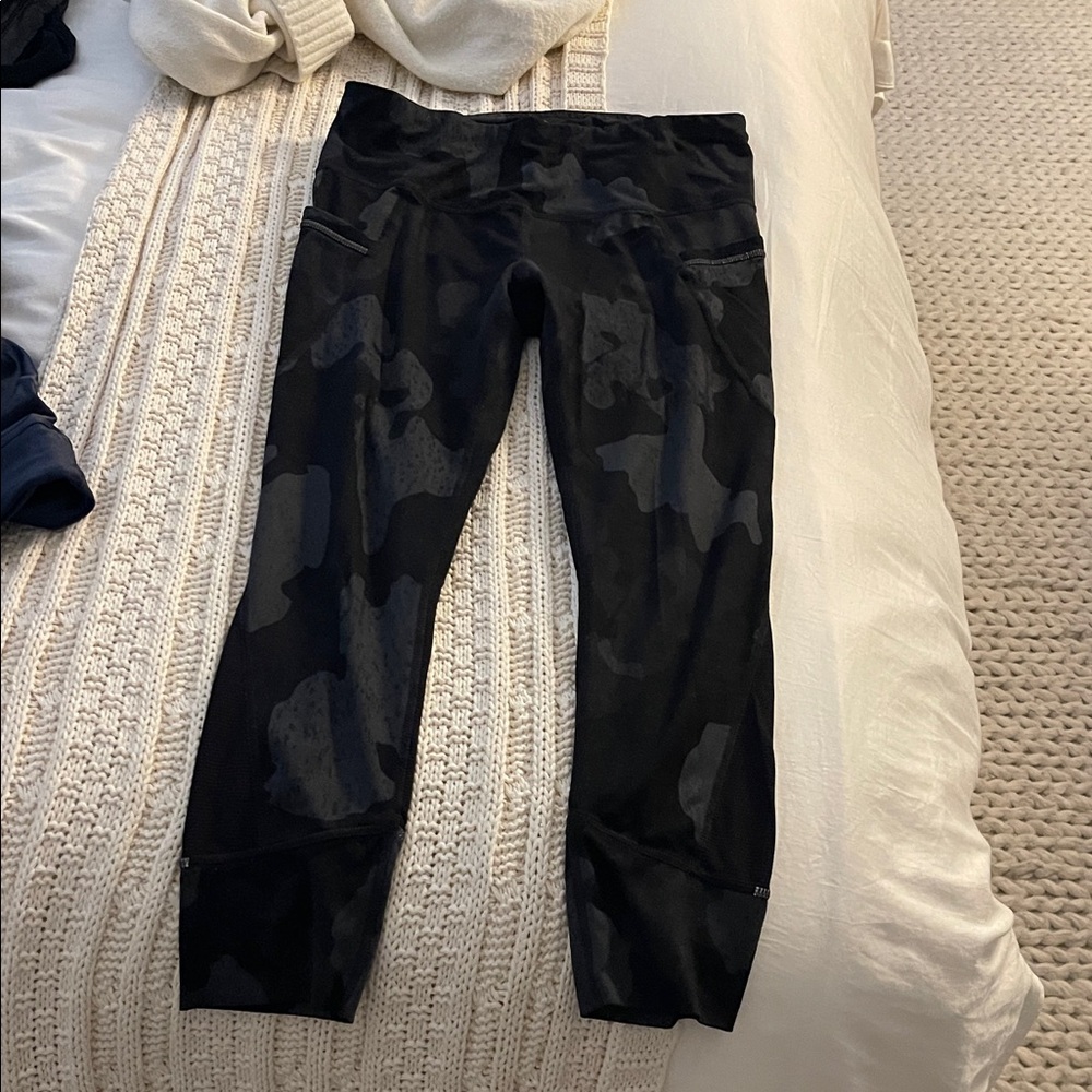 Athleta Black Camouflage Leggings